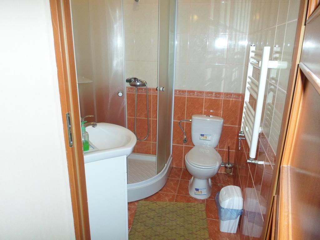 Piroshka Hotel Берегово Екстериор снимка