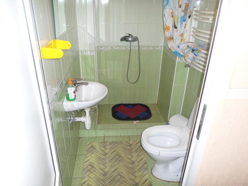 Piroshka Hotel Берегово Екстериор снимка