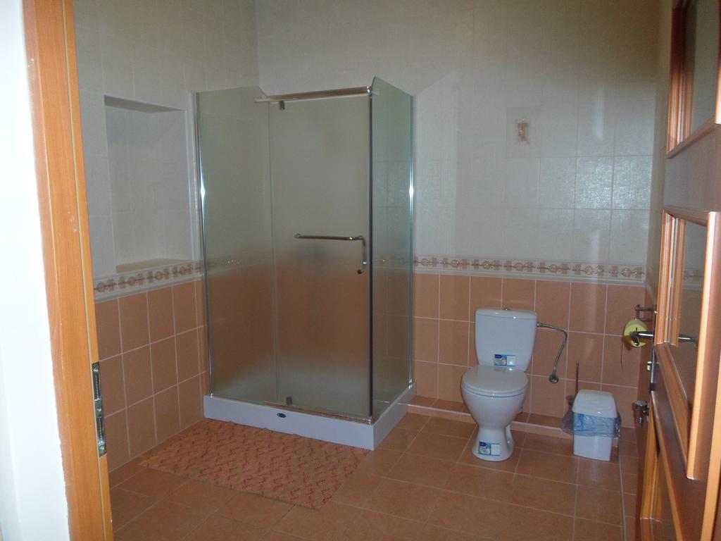 Piroshka Hotel Берегово Екстериор снимка
