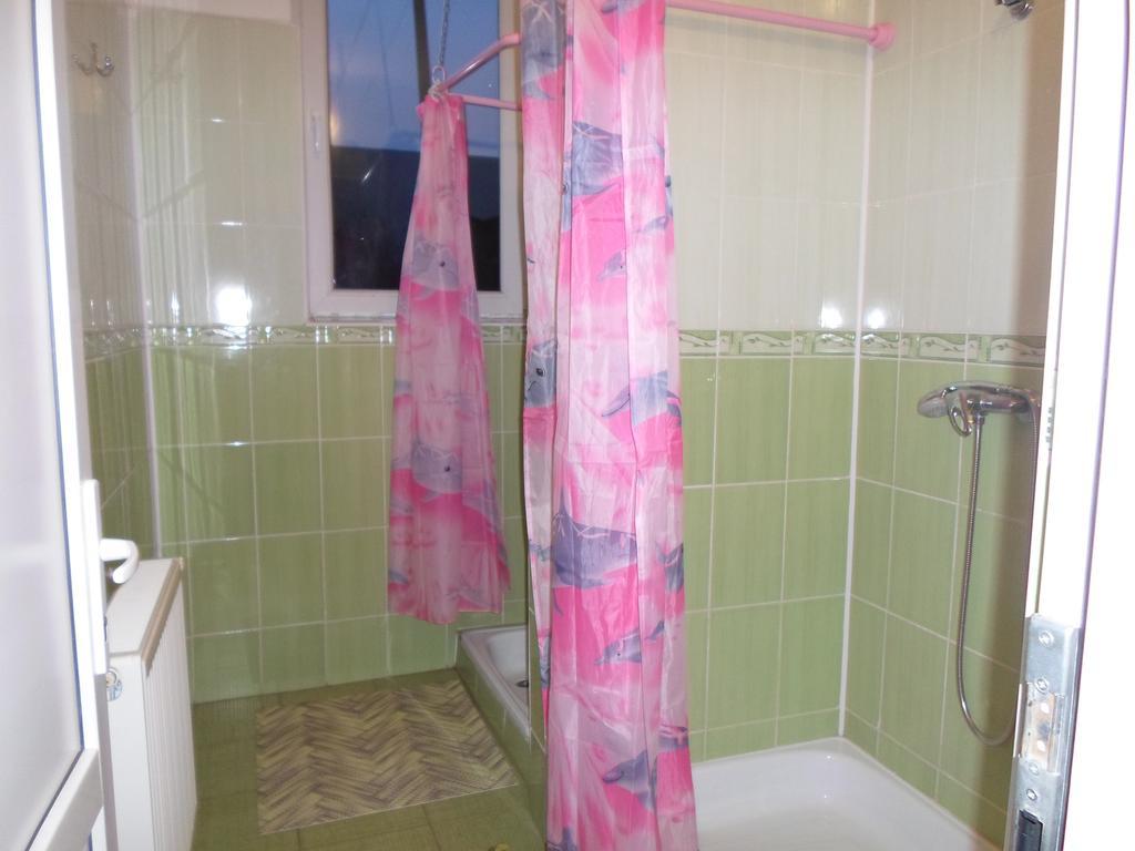 Piroshka Hotel Берегово Екстериор снимка
